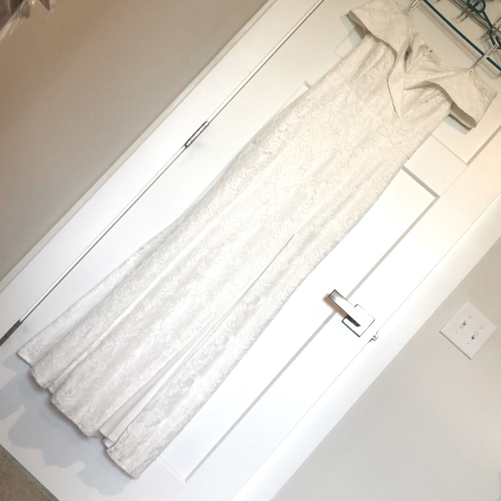 Wedding dress